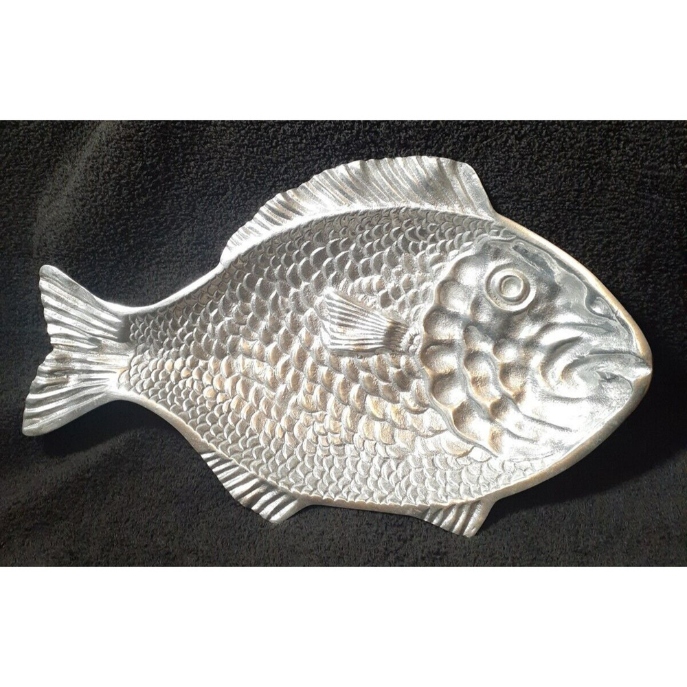 Decorative Metal Fish Shaped Serving Tray Home Decor Kitchenware Heavy Duty
